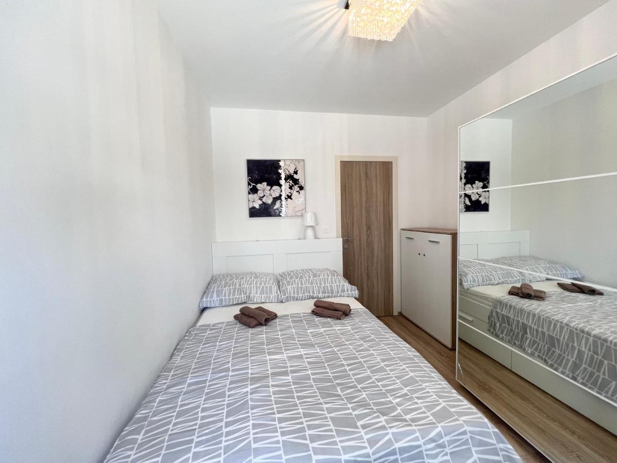 מדולין Apartment Vita מראה חיצוני תמונה